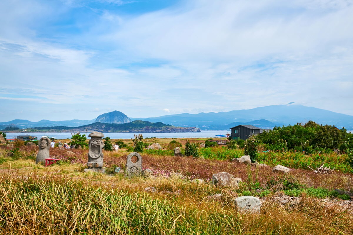 Read more about the article “Our Blues” Filming Location Tour: Rediscover Jeju Through Iconic Drama Scenes