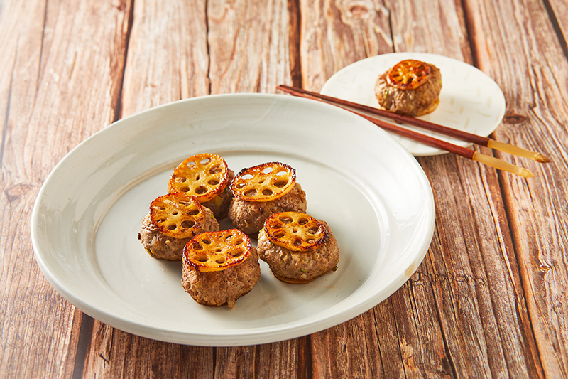 You are currently viewing “A Delectable Fusion Delight: Grilled Lotus Root and Galbi Patties”