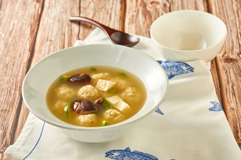 Read more about the article “Grandma’s Comforting Sardine Meatball Soup”