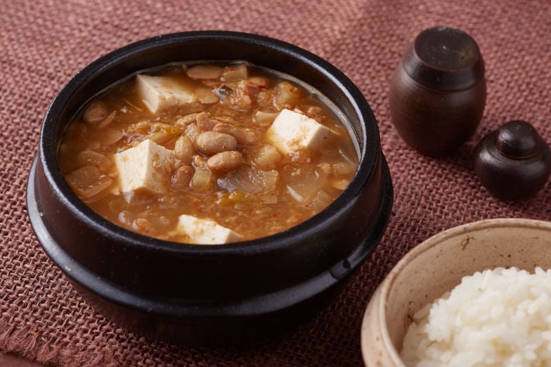 Read more about the article Grandma’s Hearty Soybean Paste Stew