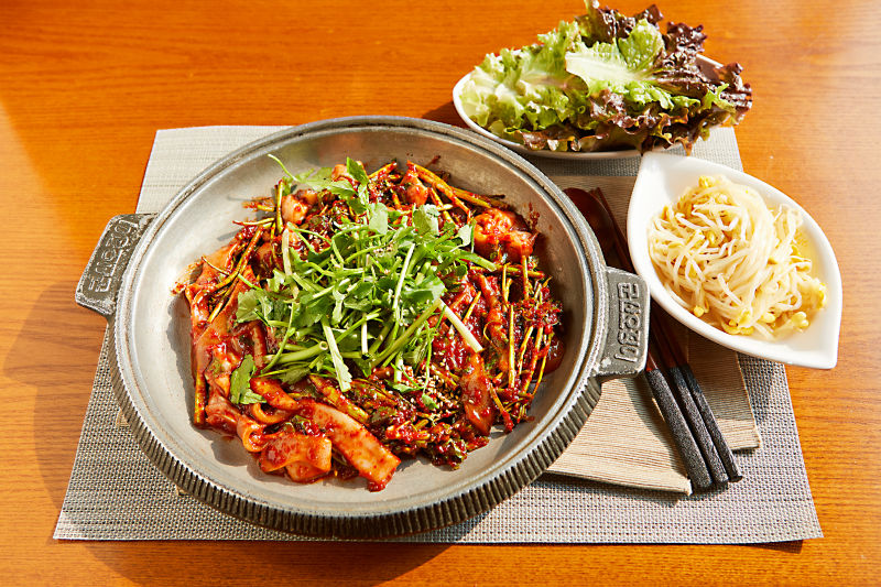 Read more about the article “Squid Bulgogi: A Delightful Fusion of Flavors”