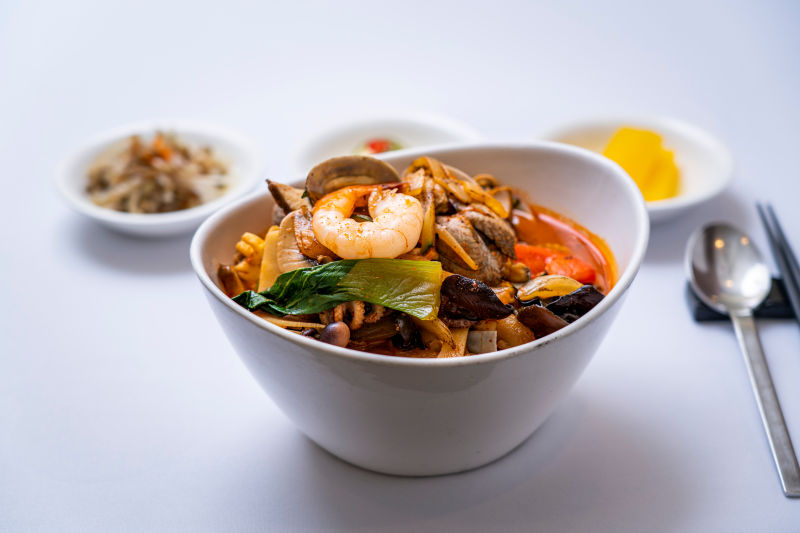 Read more about the article Mama’s Spicy Seafood Noodle Delight (짬뽕)
