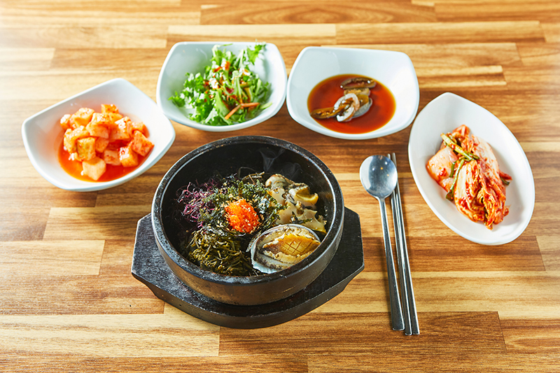 You are currently viewing Grandma’s Treasured Abalone and Seaweed Hot Pot