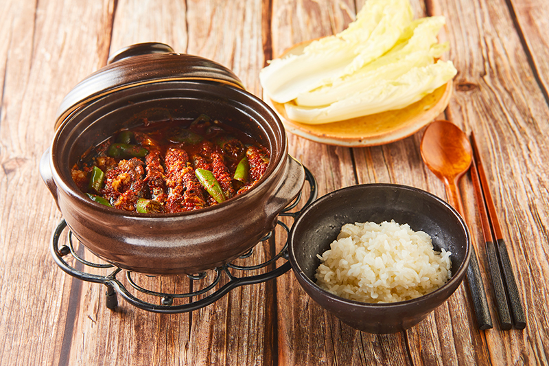 Read more about the article “My Grandma’s Treasured Anchovy Stew (멜조림)”