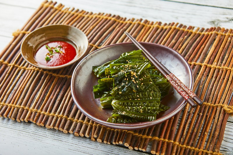 Read more about the article “My Favorite Seaweed Salad: Sweet and Sour Gompi Delight”