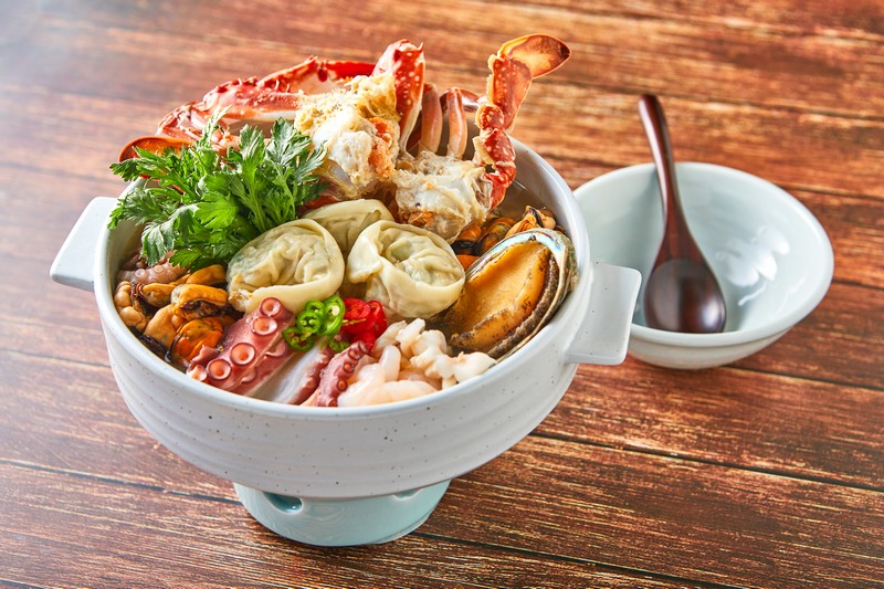 Read more about the article Grandma’s Seafood and Mandu Hot Pot