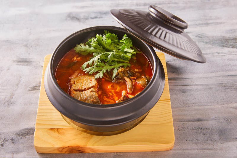 You are currently viewing “A Spicy Delight: Freshwater Fish Stew Hot Pot (Omogaritang)”