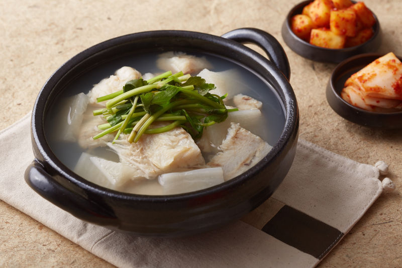 You are currently viewing “My Grandma’s Cherished Cubed Snailfish Soup (물메기탕)”