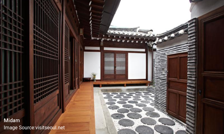 You are currently viewing “Best places to visit in Seoul: Midam’s Hanok Guesthouse”