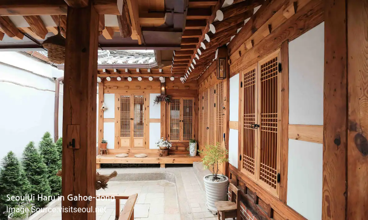 You are currently viewing Seoul Tourism: Serene Hanok Stay at SeoulUi Haru in Gahoe-dong