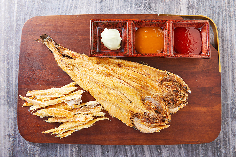 Read more about the article “Savoring the Smoky Delights of Grilled Dried Pollack”