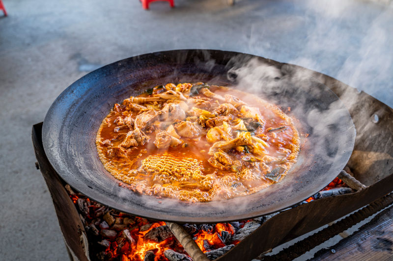 Mama’s Fiery Chicken Delight