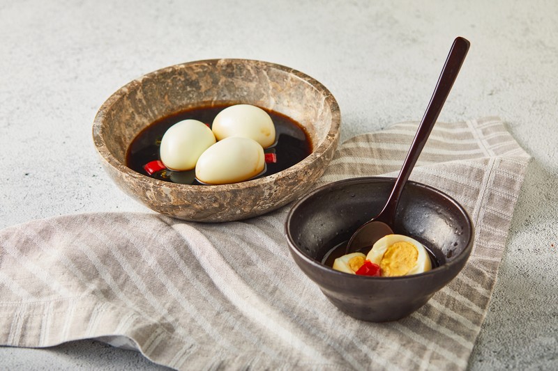 You are currently viewing Eggs Marinated in Soy Sauce: A Delightful Culinary Journey