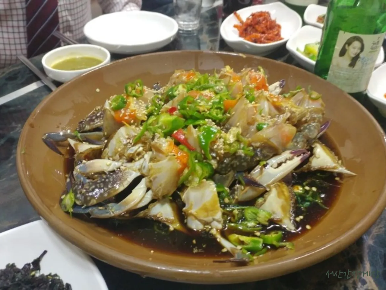 Read more about the article Your Ultimate Guide to 3 Korean Spicy Marinated Crab Restaurants in Jangan-dong, Dongdaemun-gu