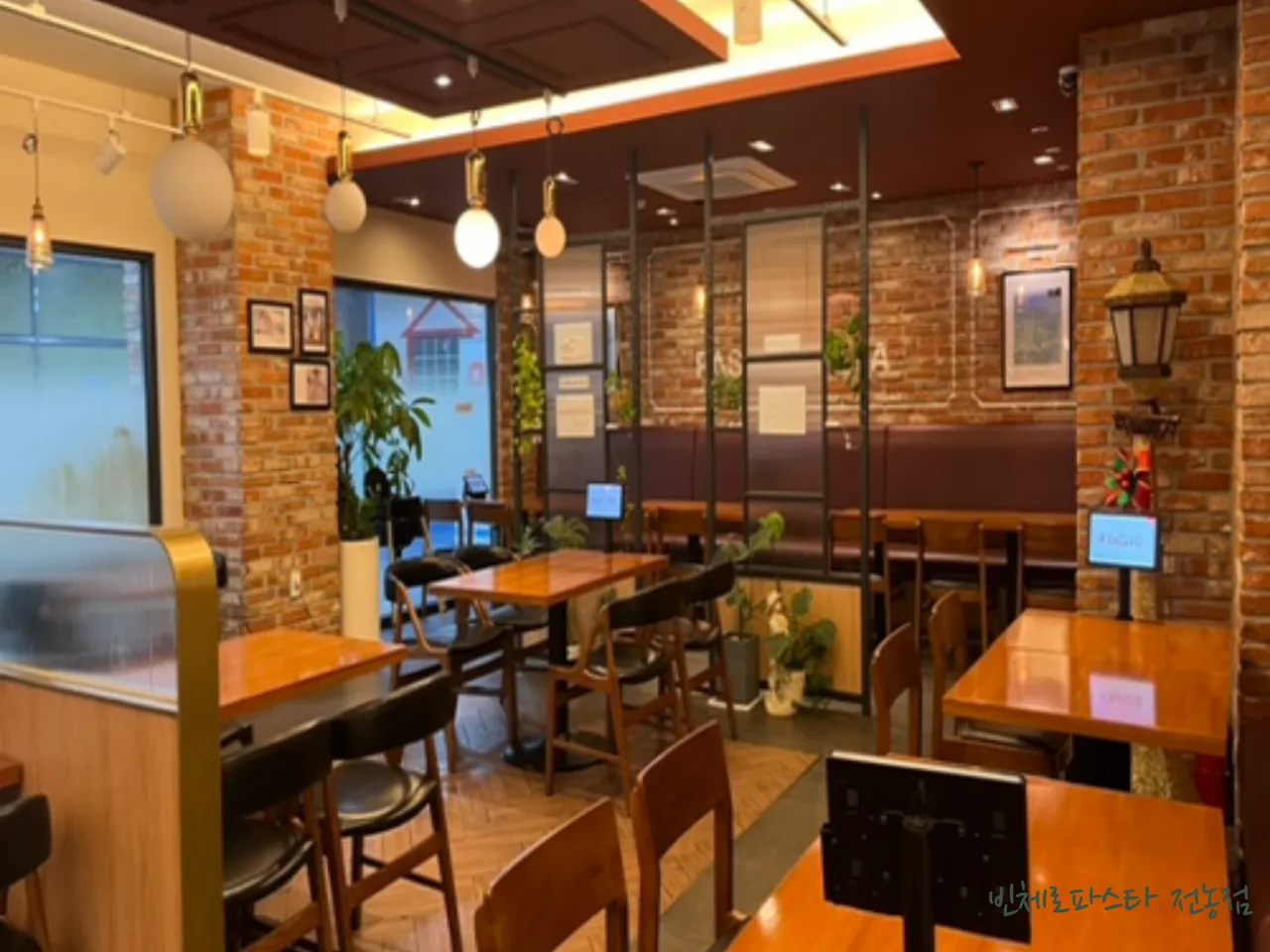 Read more about the article Hidden Gems: Discover 3 Best Korean Pasta Restaurants in Jeonnong-dong, Dongdaemun-gu