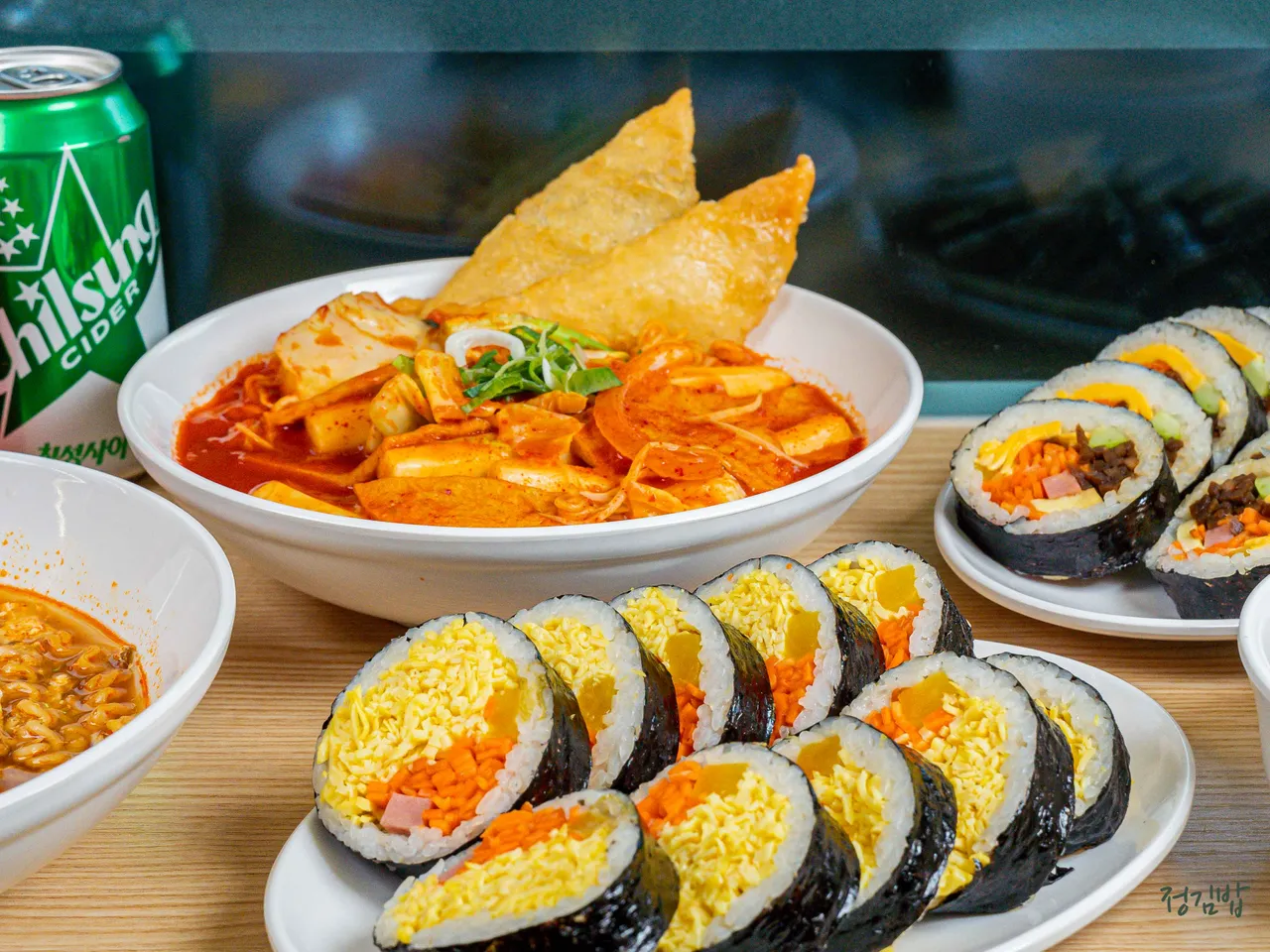 Read more about the article Conquer Anam-dong, Seongbuk-gu’s Korean Rabokki Scene: 3 Essential Restaurants