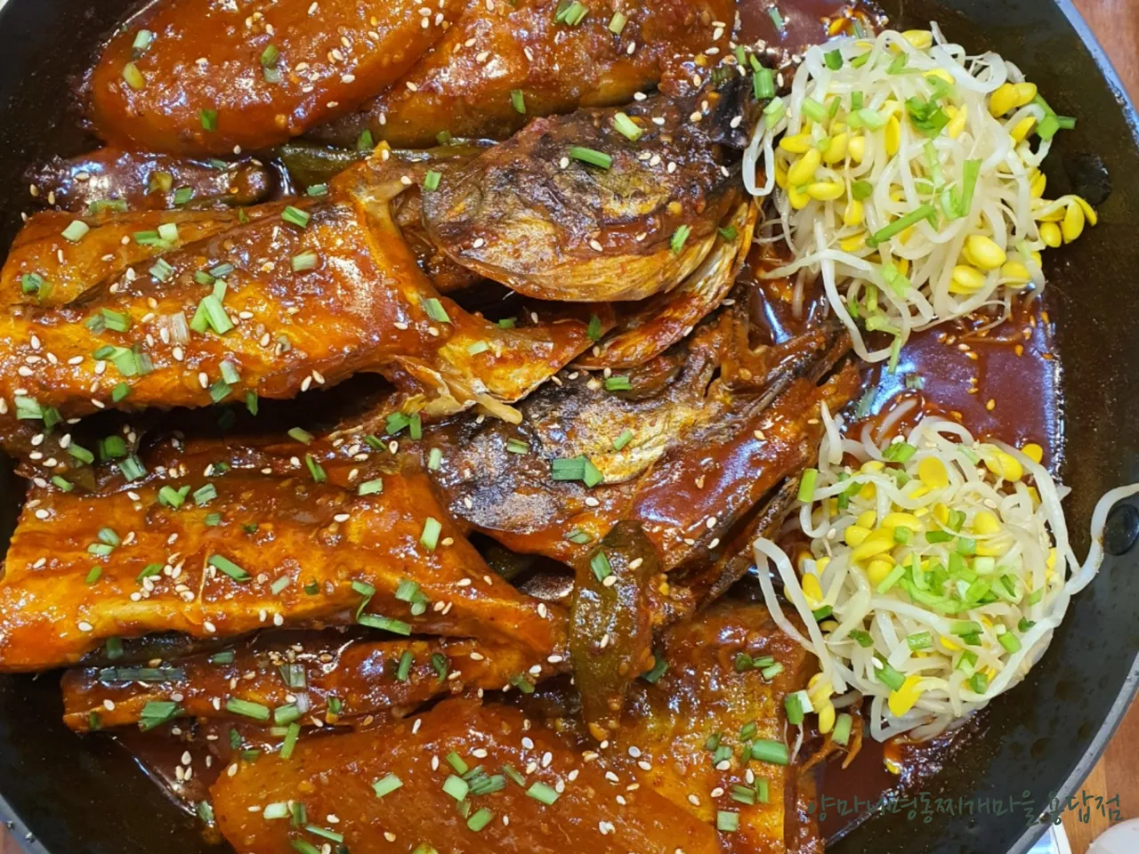 Read more about the article Top 3 Korean Dakdoritang Restaurants in Yongsin-dong, Dongdaemun-gu for Food Lovers