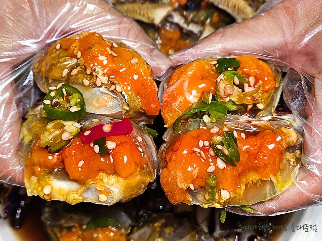 Read more about the article Hidden Gems: Discover 3 Best Korean Soy Sauce Marinated Crab Restaurants in Bomun-dong, Seongbuk-gu