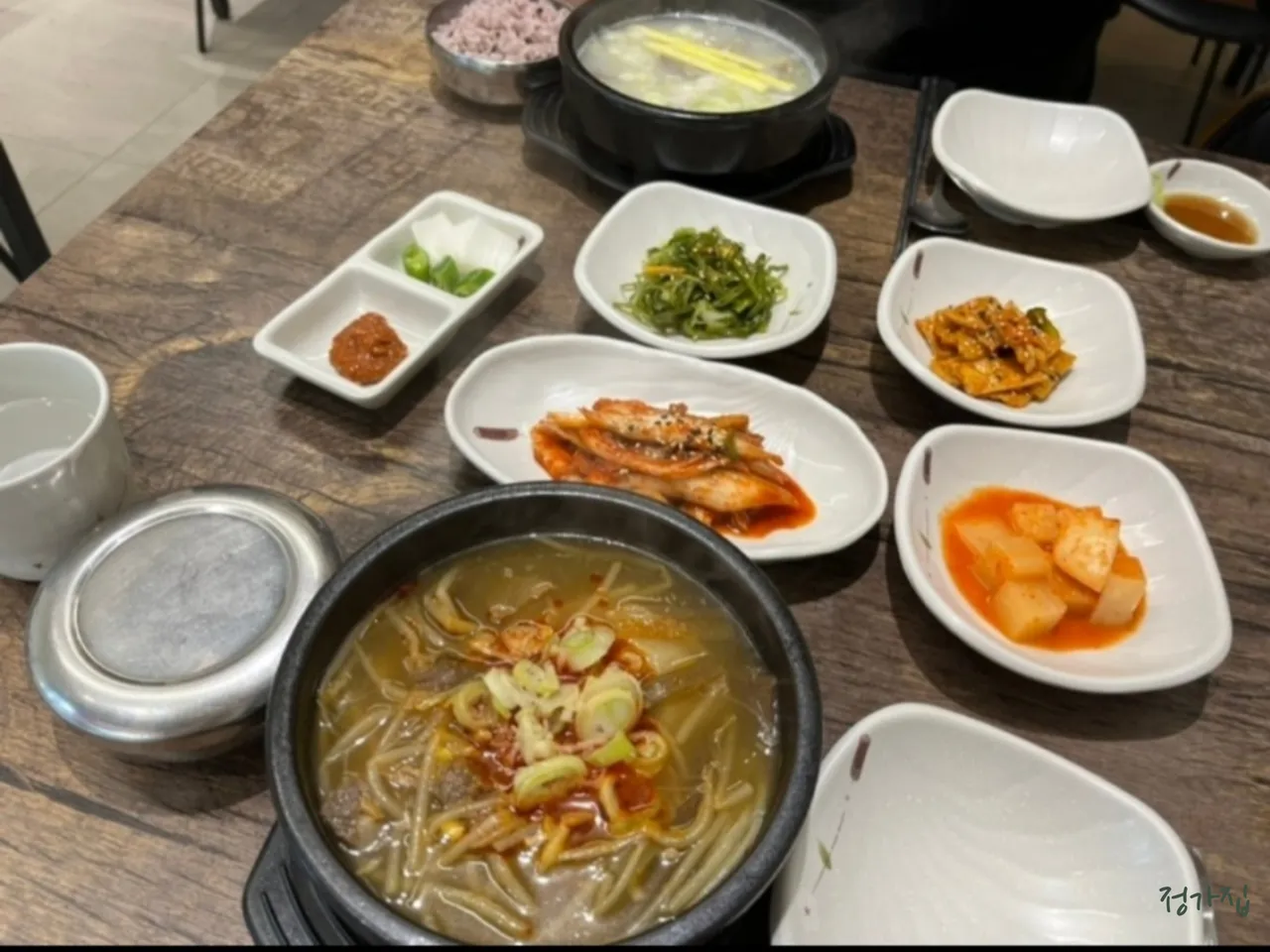 Read more about the article The Definitive Jangan-dong, Dongdaemun-gu Korean Japchae Restaurant List: 3 Picks