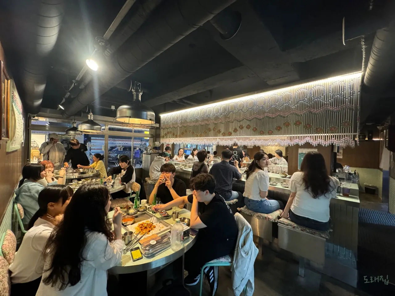 Read more about the article Imun-dong, Dongdaemun-gu Korean Sundubu Jjigae Guide: 3 Restaurants for a Gourmet Experience