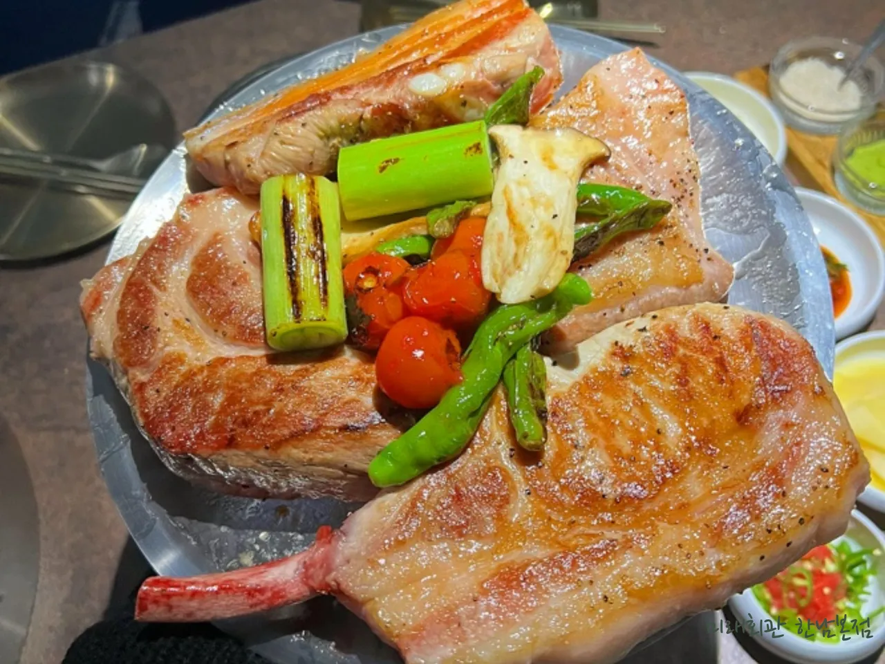 Read more about the article Essential Korean Samgyeopsal Stops in Sindang-dong, Jung-gu: 3 Must-Visit Eateries