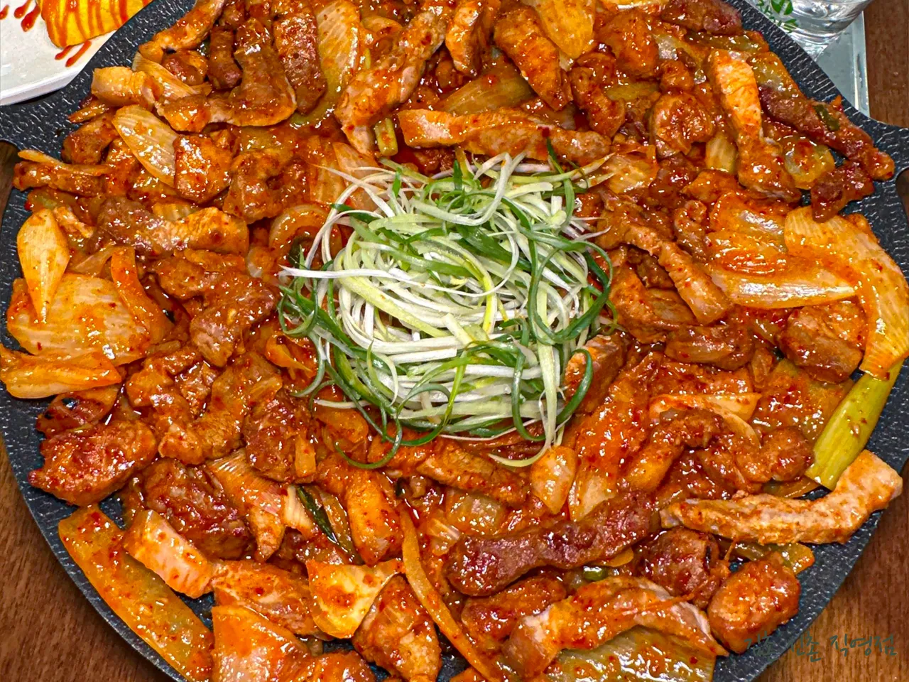 You are currently viewing Top 3 Korean Kimchi Stew Restaurants in Changcheon-dong, Seodaemun-gu for Food Lovers