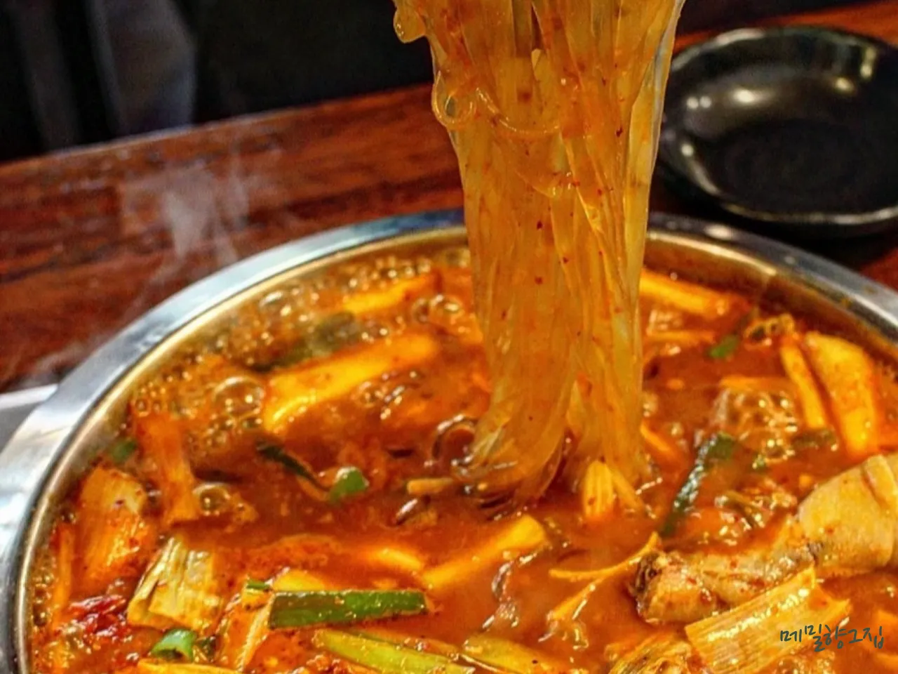 You are currently viewing Must-Visit Korean Dakgalbi Eateries in Samseon-dong, Seongbuk-gu: 3 Spots You Can’t Miss