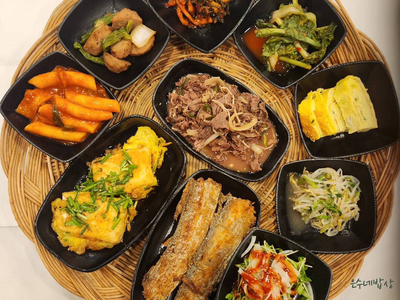 Gyobuk-dong, Jongno-gu Food Finds: 3 Must-Try Korean Grilled Hairtail Restaurants