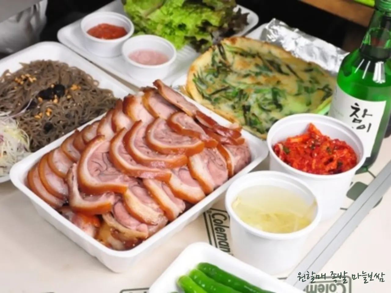 You are currently viewing Experience Korean Jokbal in Hyehwa-dong, Jongno-gu: 3 Must-Visit Restaurants